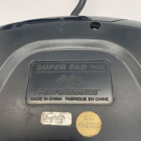 Super Pad By PERFORMANCE for Sega Genesis 6 Button Controller Model No: P-042 - Picture 3 of 5